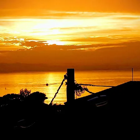 For 4 - Lovreta Apartman *