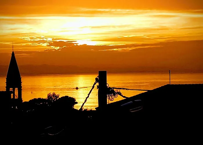 For 4 - Lovreta Lägenhet *